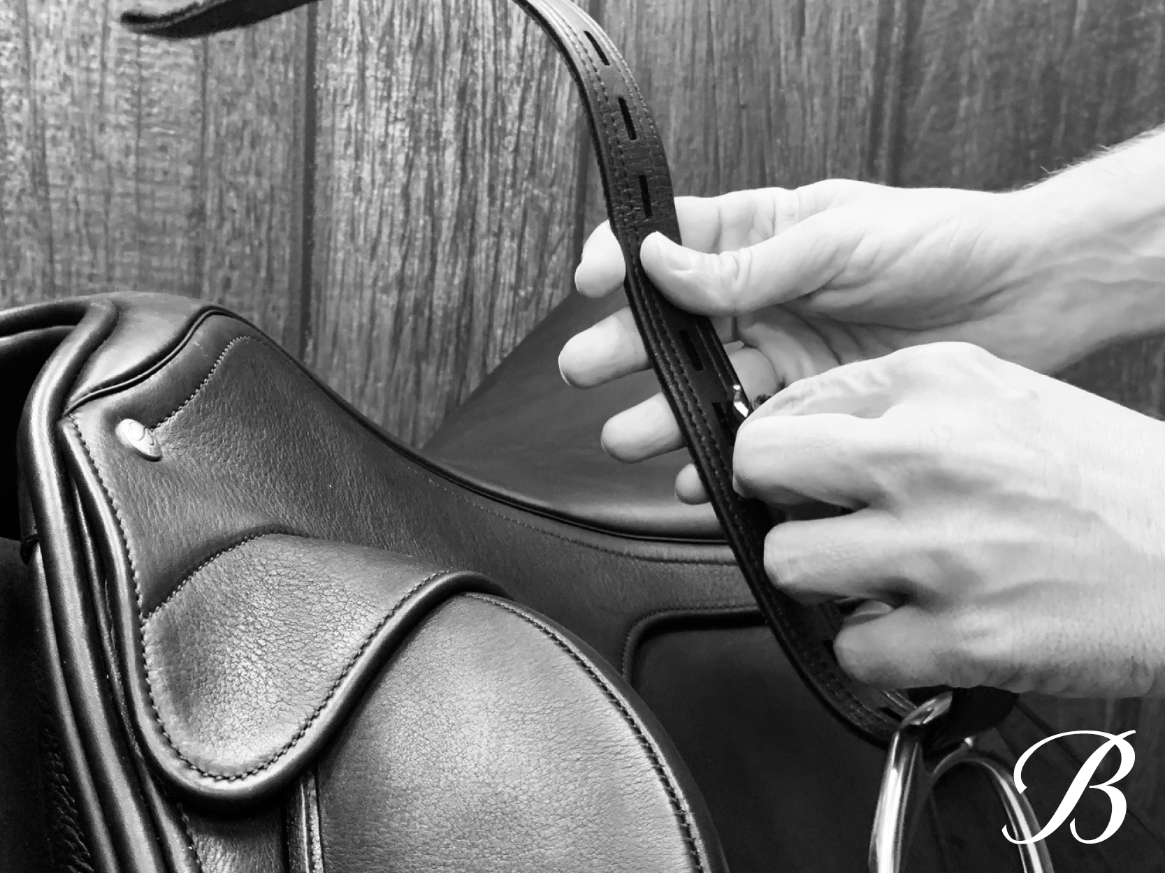 Feel closer to your horse in just 5 minutes with Bates Leather WEBBERS